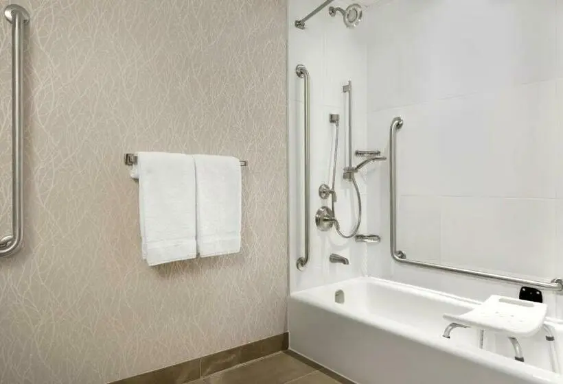 スタンダードルーム, Courtyard By Marriott Toronto Mississauga/west