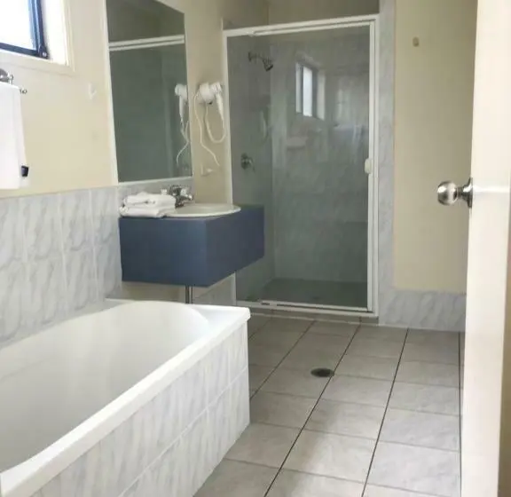 ２ベッドルームアパートメント, Econo Lodge Waterford