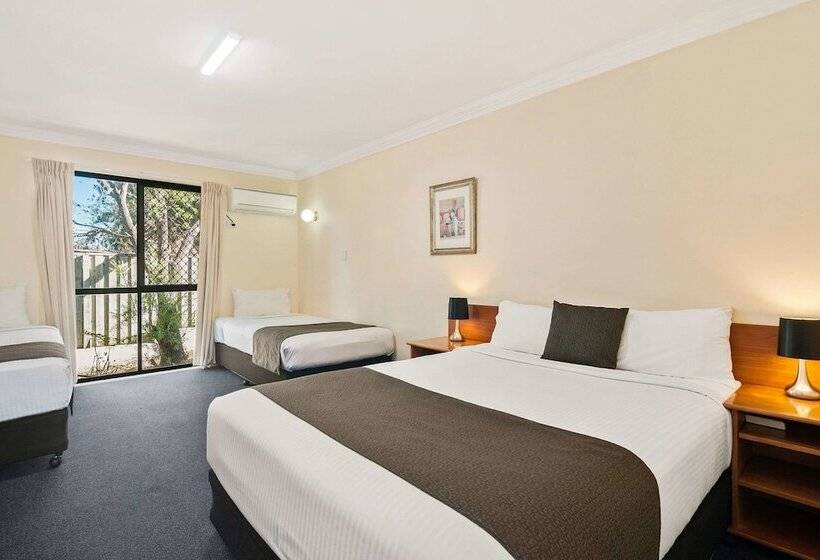 Семейный Номер, Econo Lodge Waterford