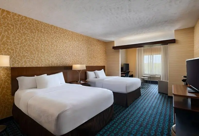 Sviitti, Fairfield Inn & Suites By Marriott Lincoln Airport