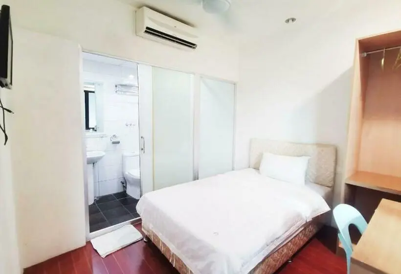 Pokój Standard Jednoosobowy, Homestay Kuching