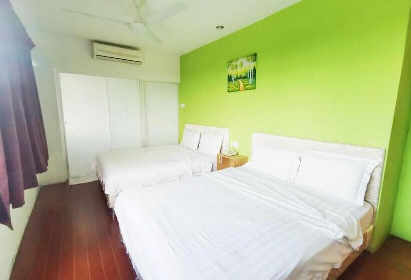 Chambre Deluxe, Homestay Kuching