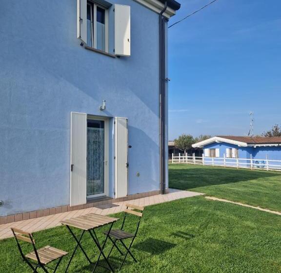 标准间, Insolent Inn