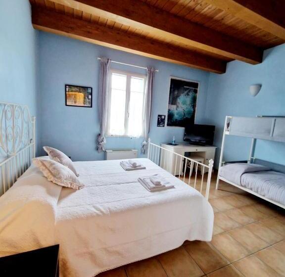 家庭间, Insolent Inn