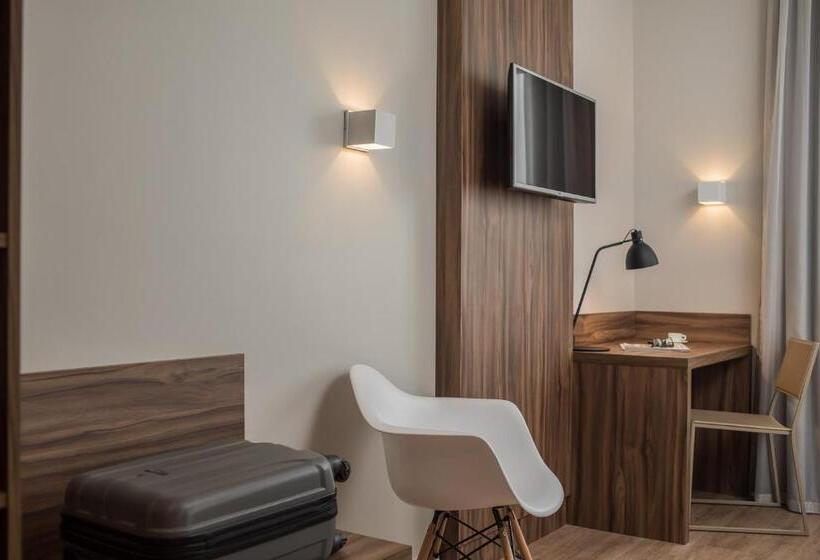 חדר סטנדרט לשלושה, Intercity Pátio Pinda