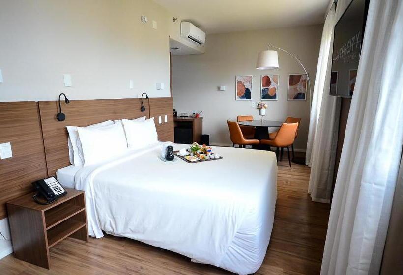 סוויטת מאסור, Intercity Pátio Pinda