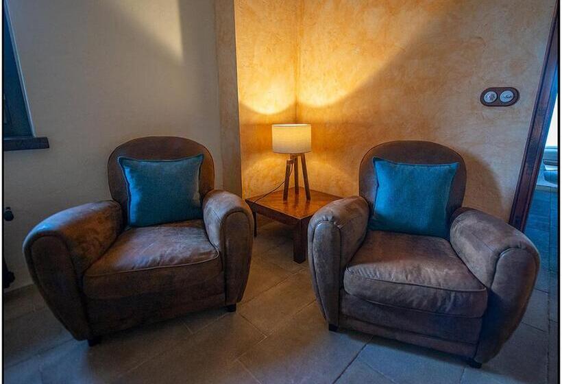 小型套房带阳台, Posada Al Vent   Adults Only