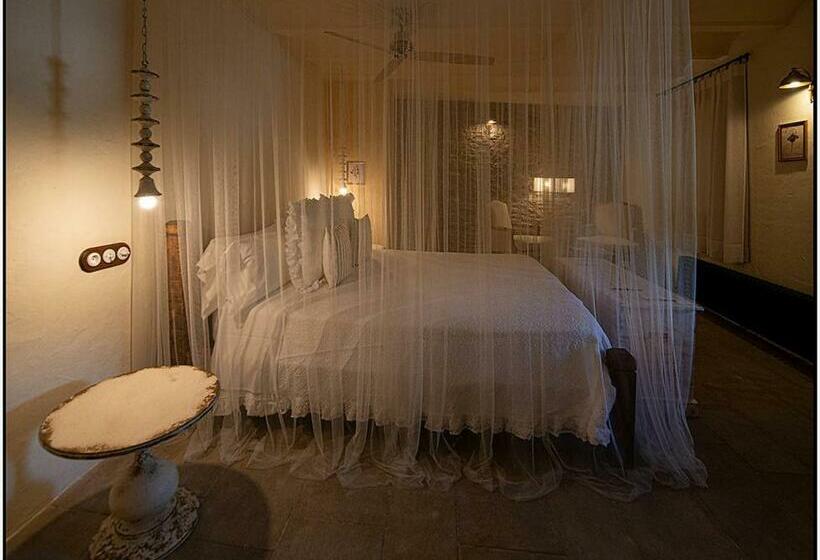 キングサイズベッドのジュニアスイート, Posada Al Vent   Adults Only