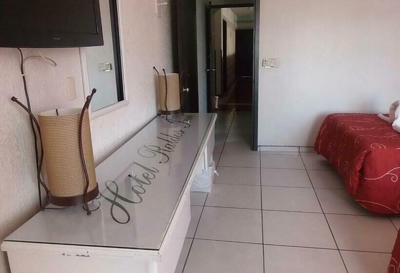 חדר סטנדרט שתי מיטות זוגיות, Raldos Inn