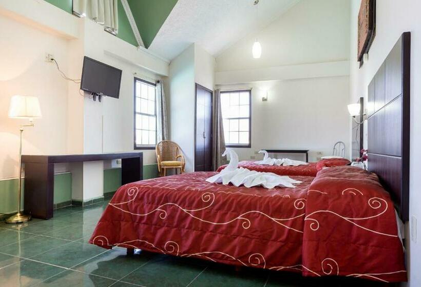 חדר סטנדרט שתי מיטות זוגיות, Raldos Inn