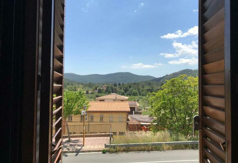 דירת שלושה חדרים, El Castellet Fanzara