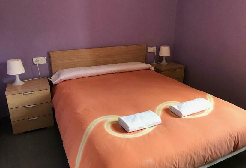 דירת שלושה חדרים, El Castellet Fanzara