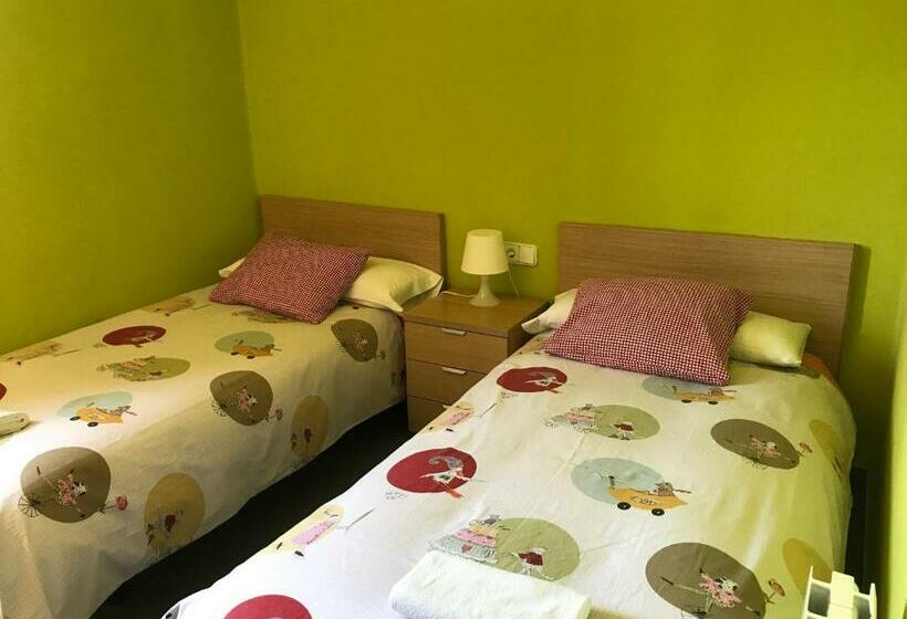 דירת שני חדרים, El Castellet Fanzara