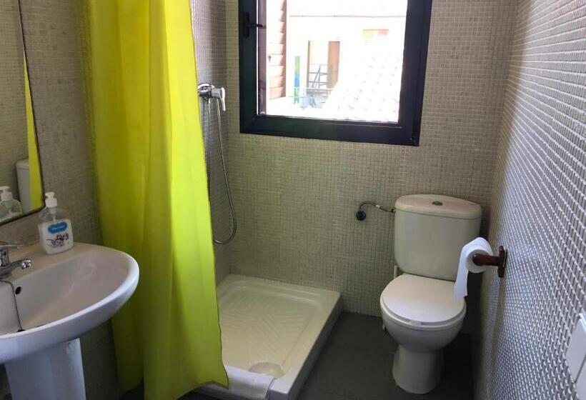 דירת שלושה חדרים, El Castellet Fanzara