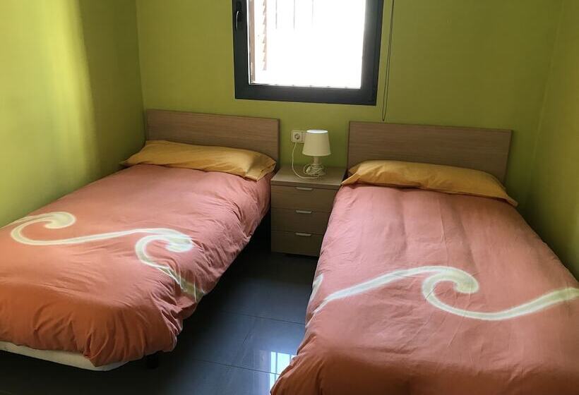 דירת שני חדרים, El Castellet Fanzara