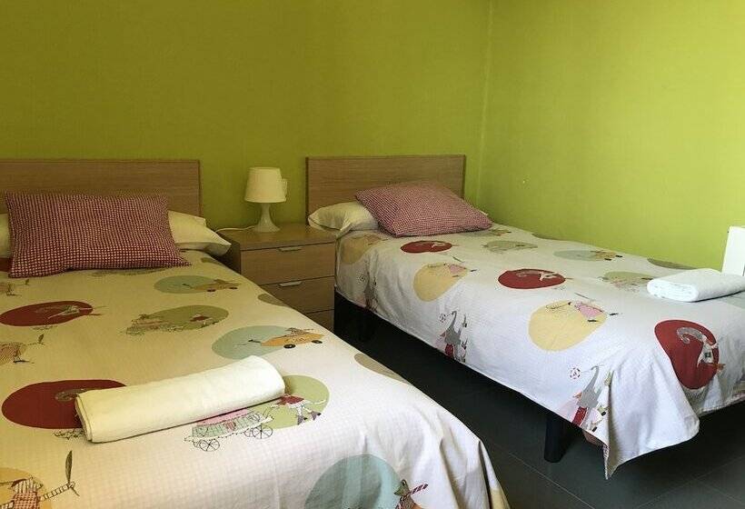 דירת שני חדרים, El Castellet Fanzara