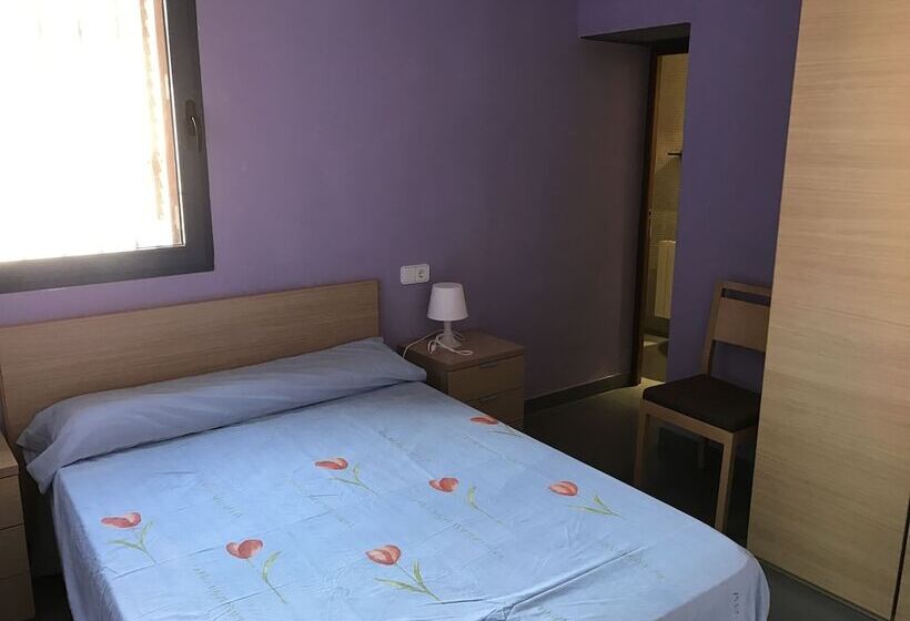 דירת שלושה חדרים, El Castellet Fanzara