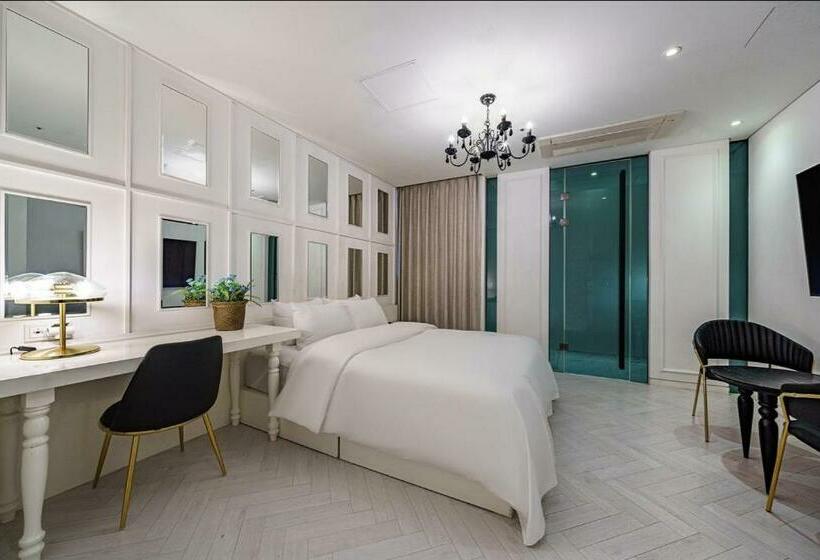 Quarto deluxe, The Designers Cheongnyangni