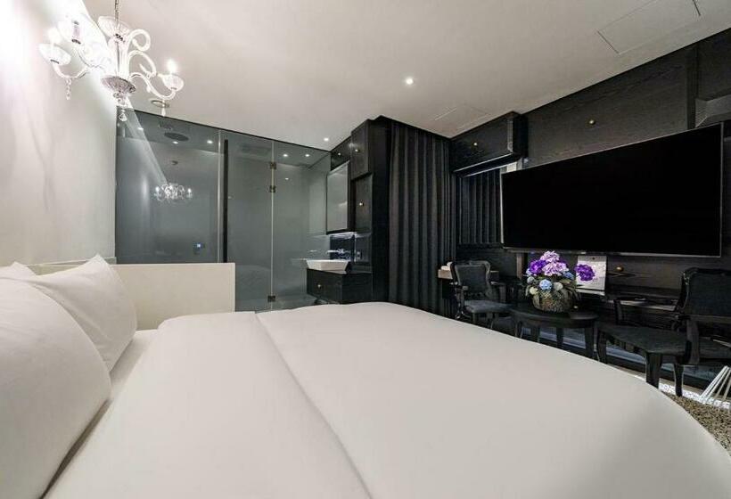 Quarto deluxe, The Designers Cheongnyangni