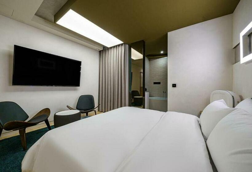 Quarto deluxe, The Designers Cheongnyangni