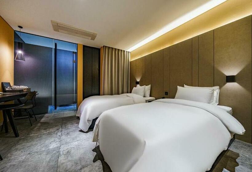 Quarto deluxe, The Designers Cheongnyangni