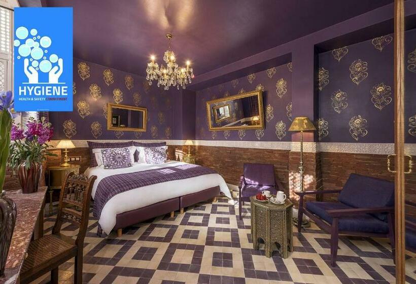 سوییت جونیور, Riad Karmela Princesse