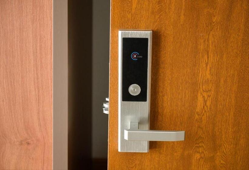 اتاق استاندارد با چشم‌انداز باغ, Calligraphy Hotel And Cottages