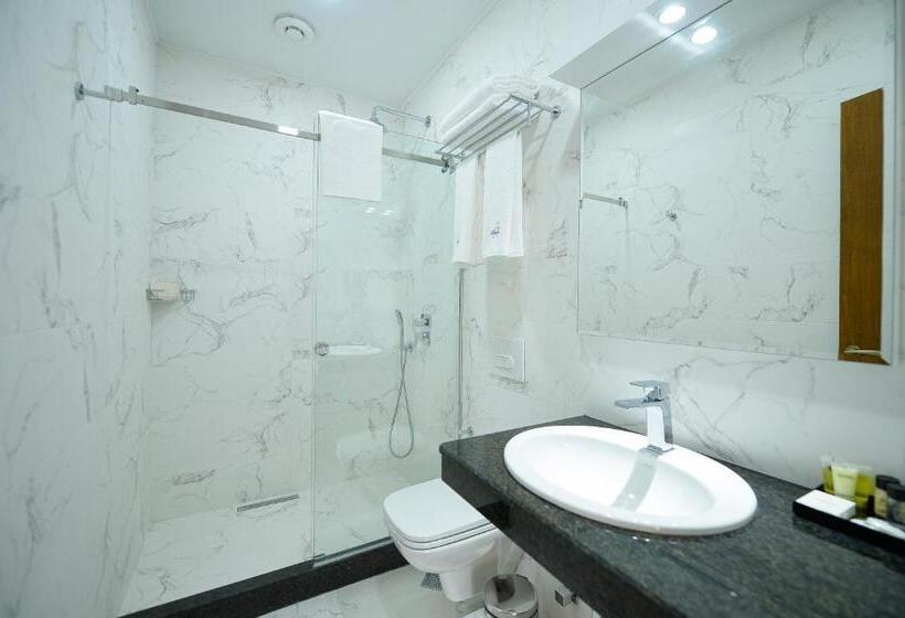 اتاق استاندارد با چشم‌انداز باغ, Calligraphy Hotel And Cottages