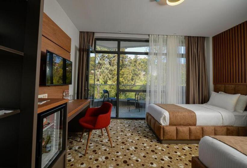 اتاق استاندارد با چشم‌انداز باغ, Calligraphy Hotel And Cottages