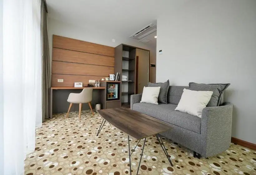 اتاق لوکس با بالکن و چشم‌انداز دریا, Calligraphy Hotel And Cottages