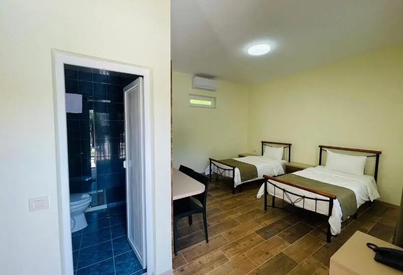کابین, Calligraphy Hotel And Cottages