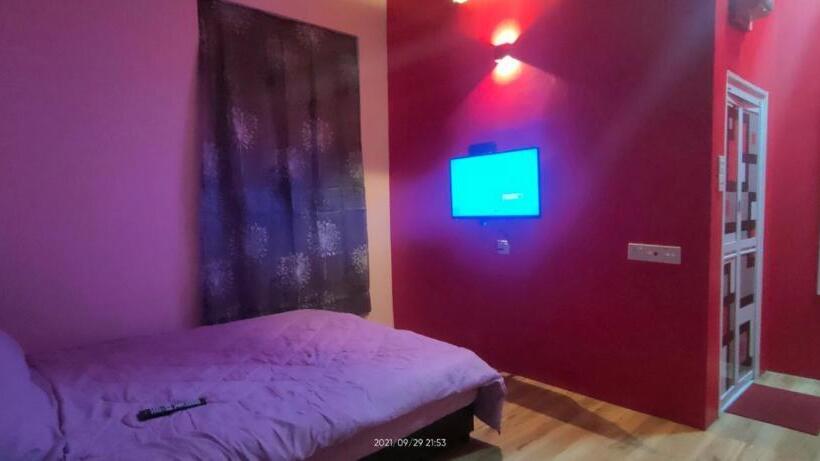 Номер Стандарт Индивидуальный, Bungalow Mat Hj Limah