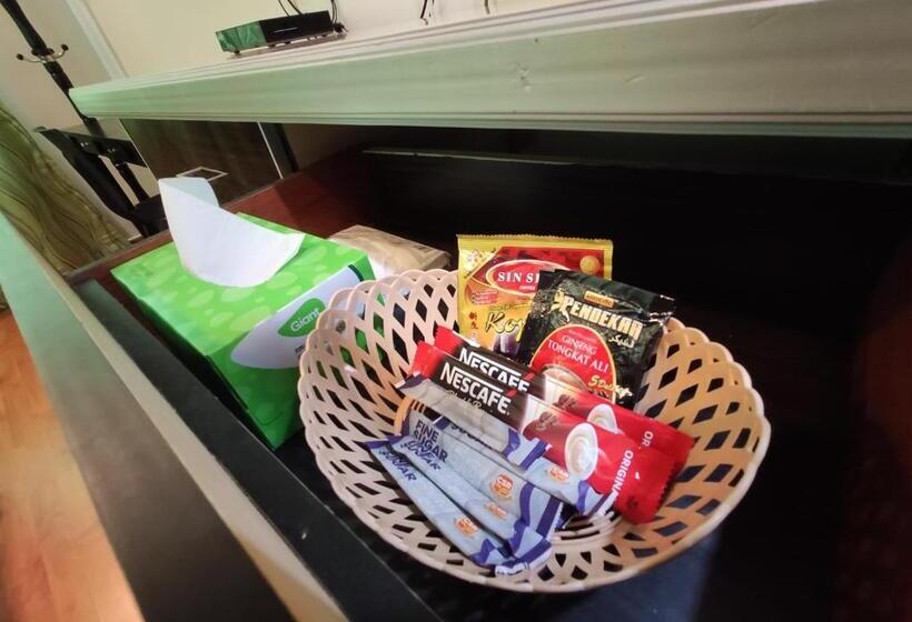 חדר אקונומי יחיד, Darul Salam Inn