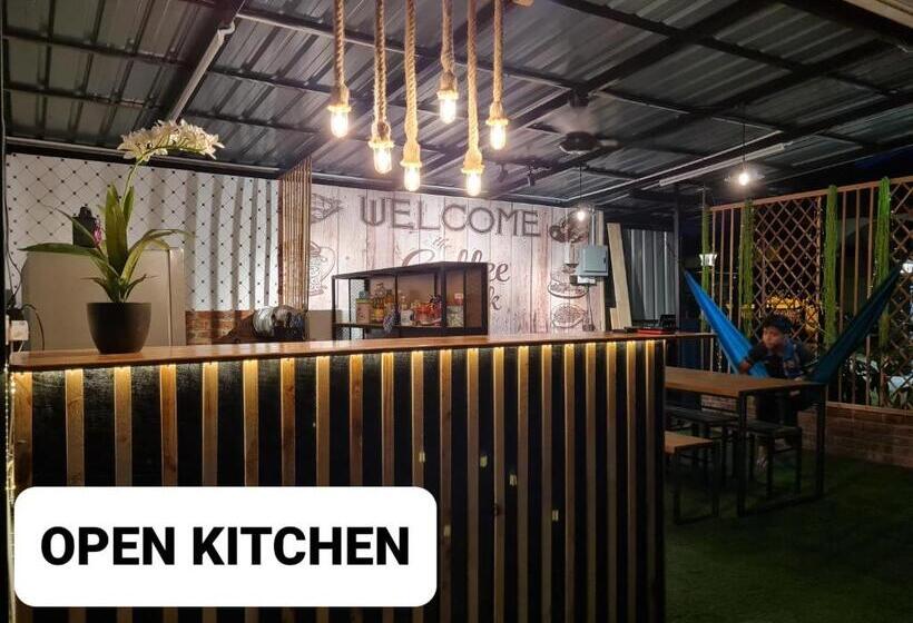 غرفة عائلية, Cheqma Tiny Chalet