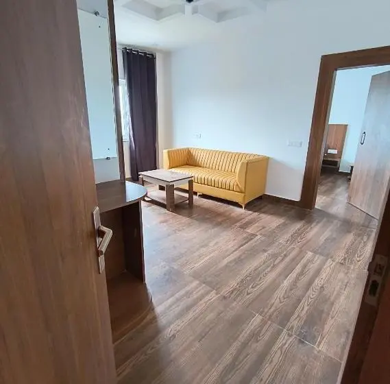 Deluxe Suite King Bed, Aks International Hotel And Resort