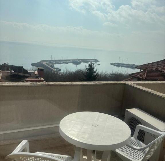 オーシャンビュースタンダードルーム, Relax Sarafovo