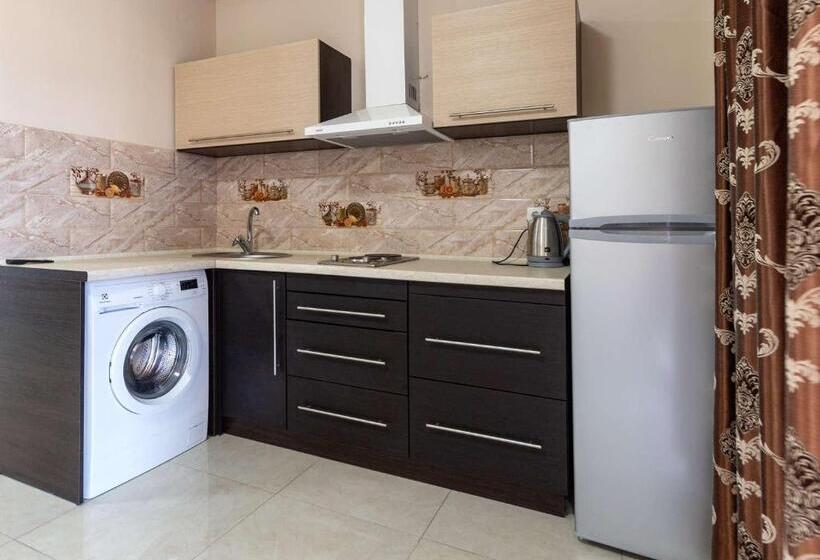 Апартаменты 2 Спальни, база отдыха горный орел