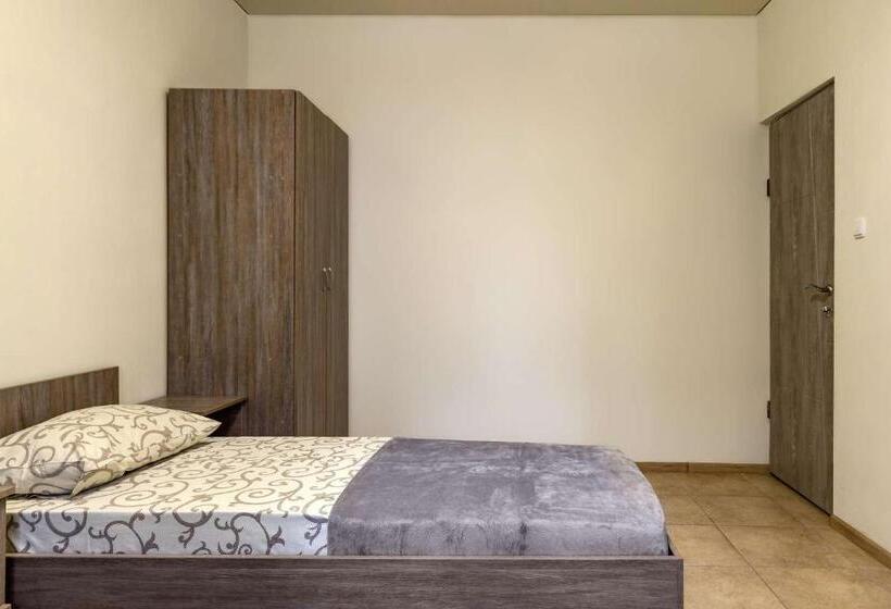 Семейный Номер, база отдыха горный орел