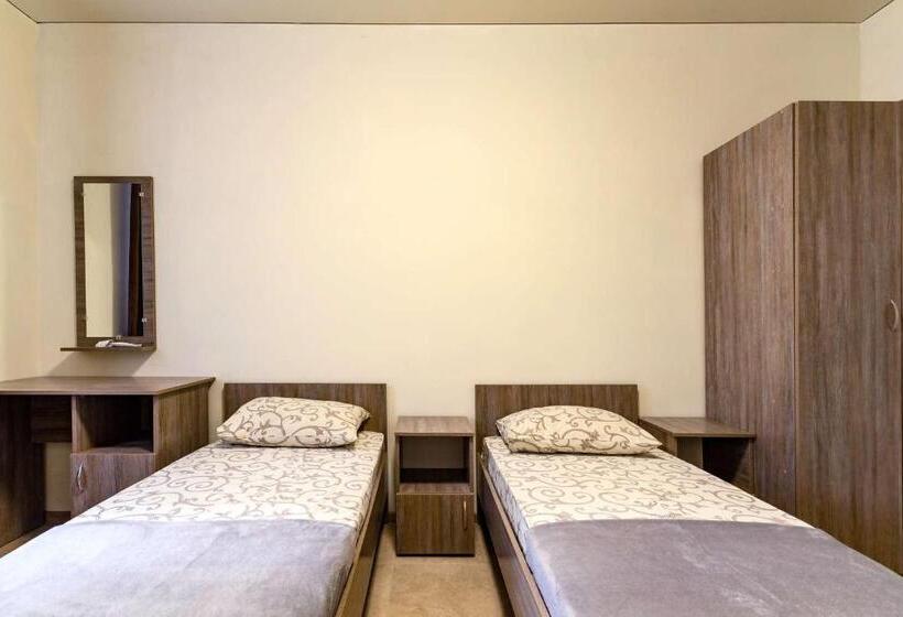 Семейный Номер, база отдыха горный орел