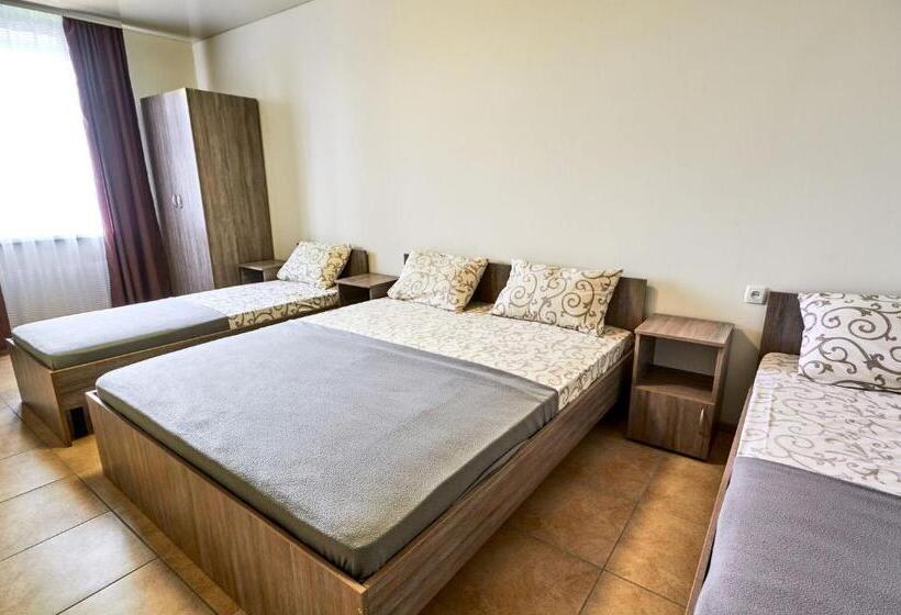 Семейный Номер, база отдыха горный орел