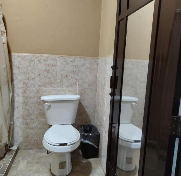 スーペリアールーム, D Silva