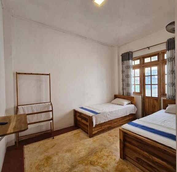 Номер Стандарт, Hill Treat