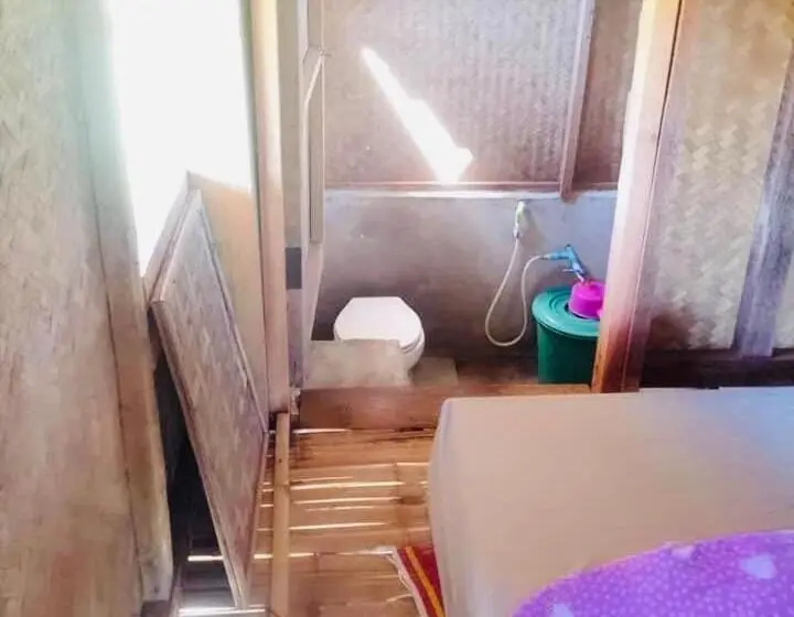 Standard-huone Puutarhanäkymä, Poopha Home Stay