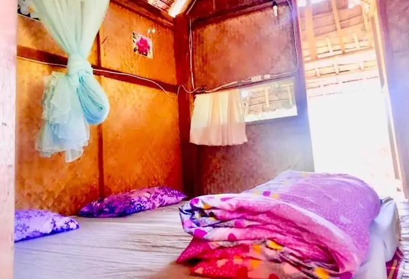 Standard-huone Puutarhanäkymä, Poopha Home Stay
