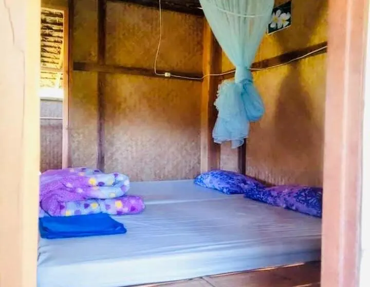Standard-huone Puutarhanäkymä, Poopha Home Stay
