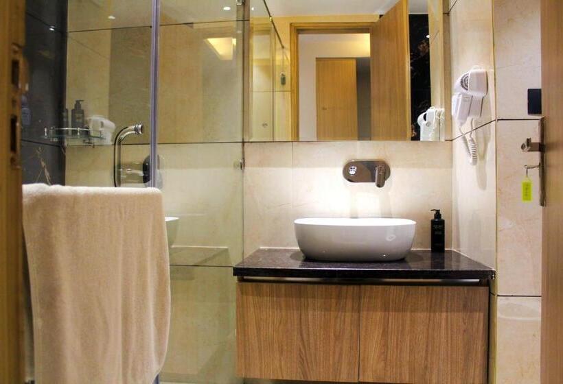 Superior Oda, Ahuja Residency Mayfield Garden