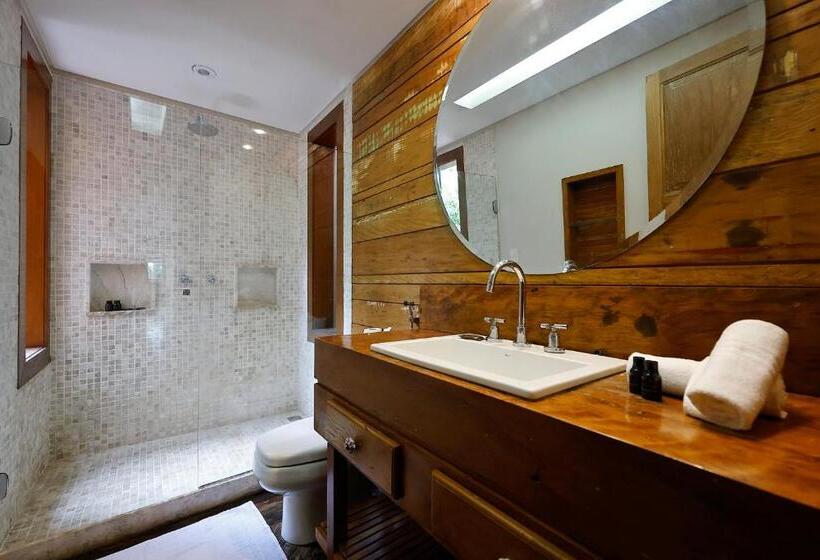 Üç Kişilik Klasik oda, Cliffside Boutique