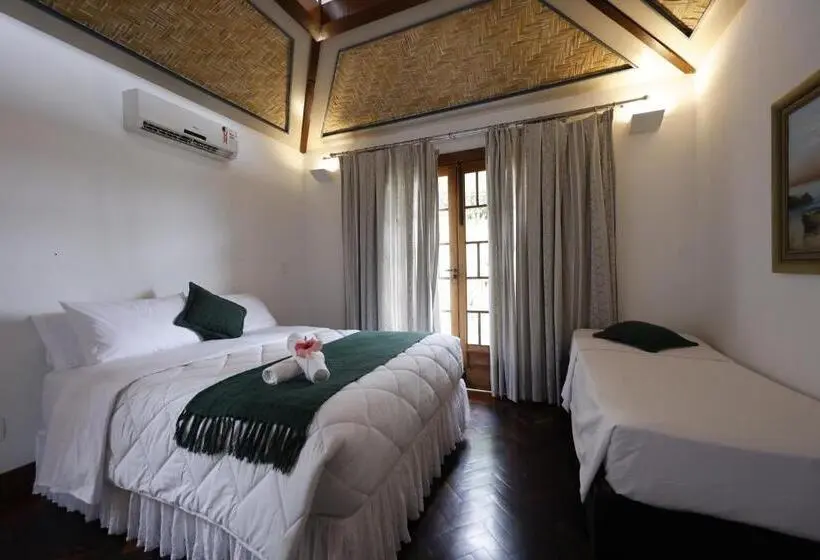 Classic Kolmen Hengen Huone, Cliffside Boutique