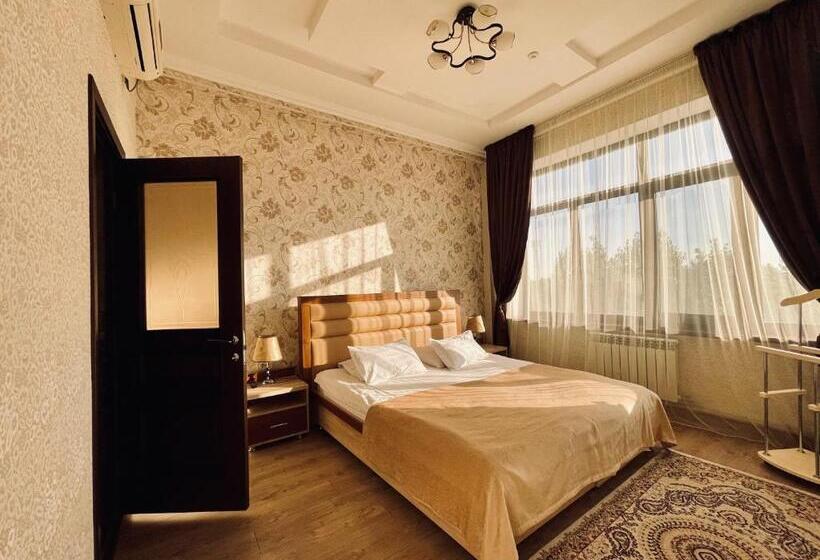 اتاق لوکس سه تخته, Dostyk