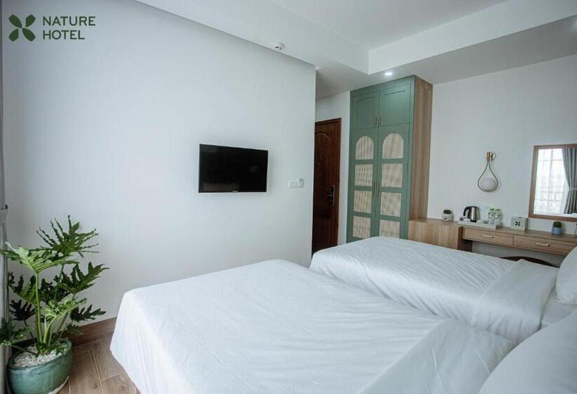 اتاق استاندارد با بالکن, Lotus Home Hillside